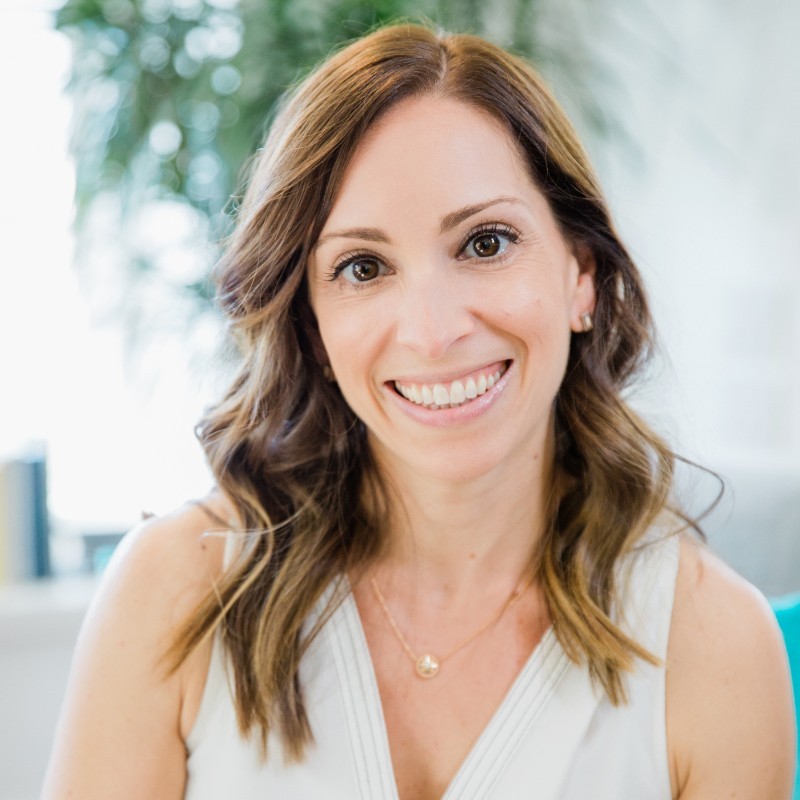 LeahSolivan_Headshot