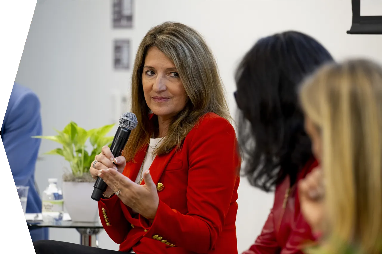 2025 Q1 When Women Lead